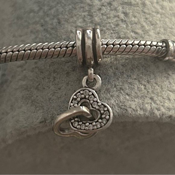 Pandora Interlocking Hearts Dangle Charm - Picture 4 of 5
